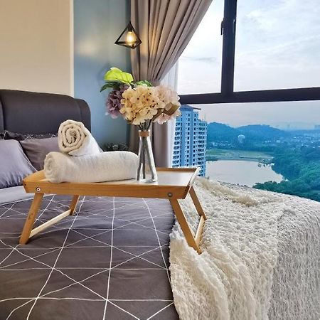 Astetica Pool & Lake View High Floor 100Mbps Wifi Netflix 史里肯邦安 外观 照片