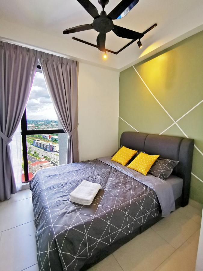 Astetica Pool & Lake View High Floor 100Mbps Wifi Netflix 史里肯邦安 外观 照片